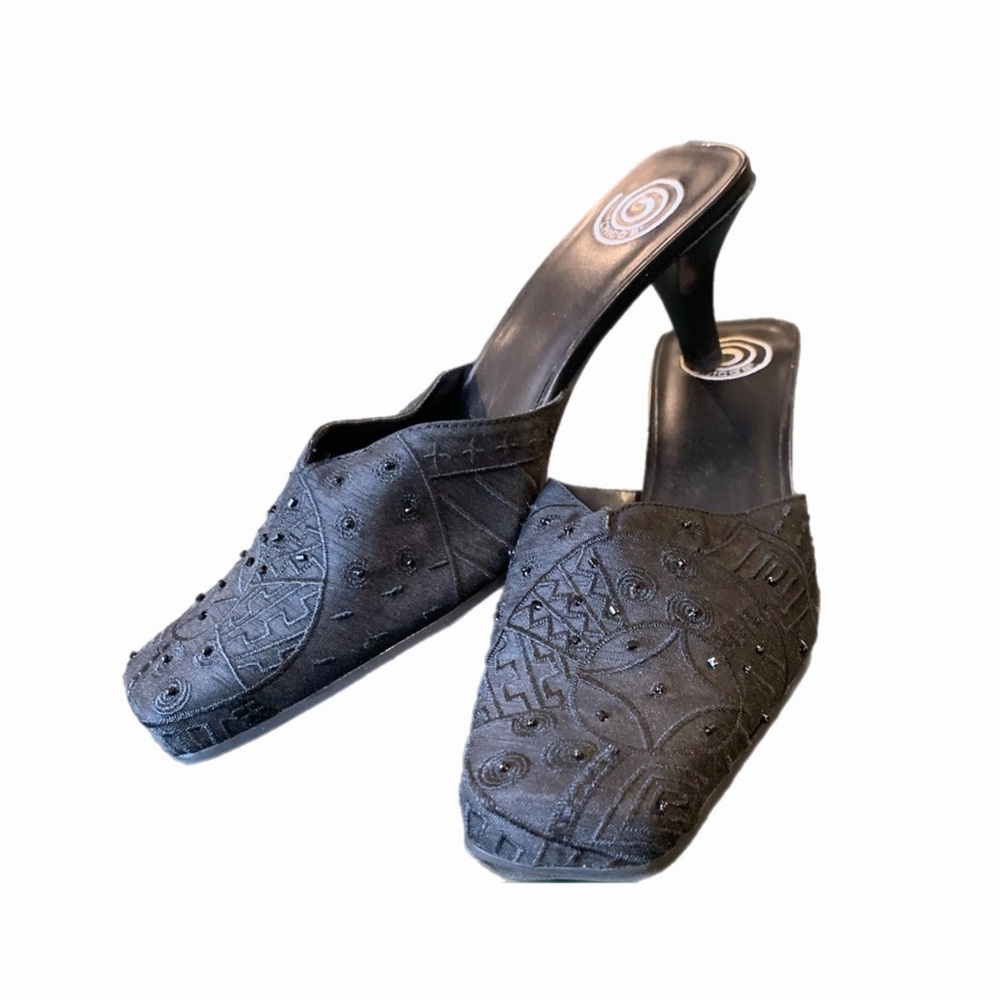 NWT NWOB Chicos Flamenco Black Beaded Square Toe Low Kitten Heel Mules Shoes 7 - Picture 6 of 16
